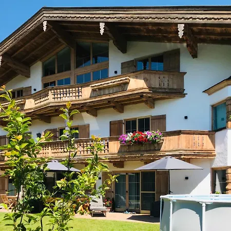 Hahnenkammblick * Reith bei Kitzbühel