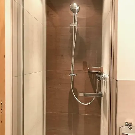 Hahnenkammblick Apartment *