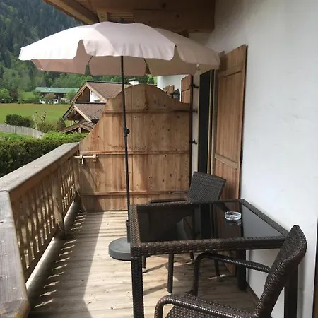 Hahnenkammblick Apartment *