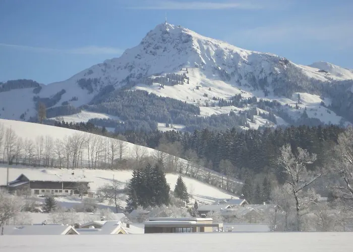 Апартаменты Hahnenkammblick *